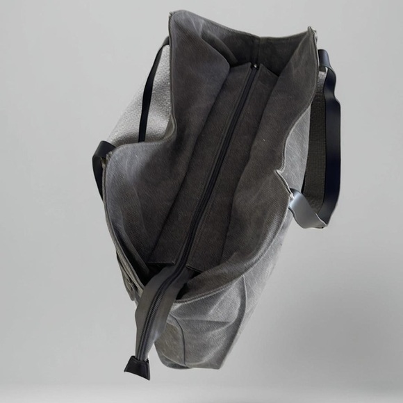 Unbranded Elegant Simple Gray Canvas Tote Bag - Picture 3 of 5